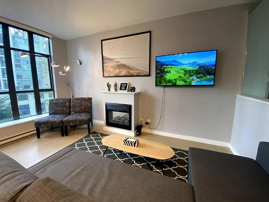Entire Condo In Heart Of Downtown Vancouver Lägenhet